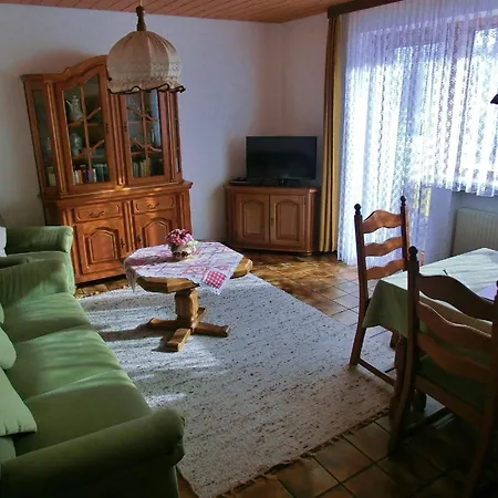 Panoramabergblickwohnung In Ruhiger Einzellage