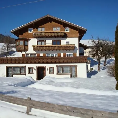 Panoramabergblickwohnung In Ruhiger Einzellage